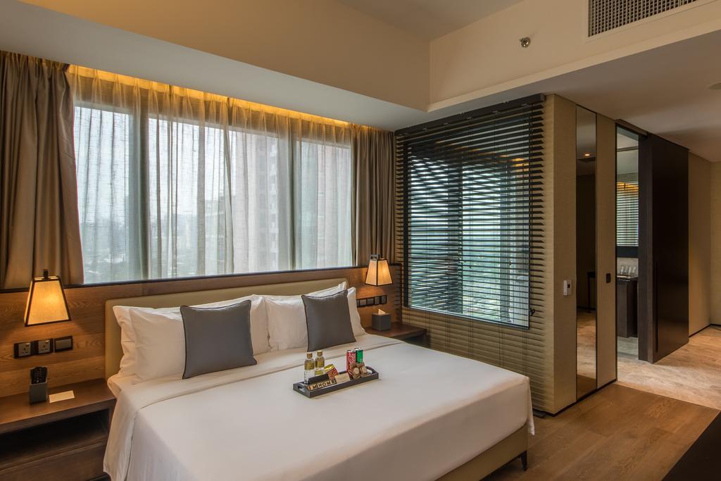 I'M Hotel Makati City Kültér fotó Deluxe Suite