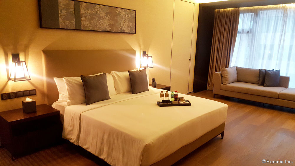I'M Hotel Makati City Kültér fotó Deluxe Room