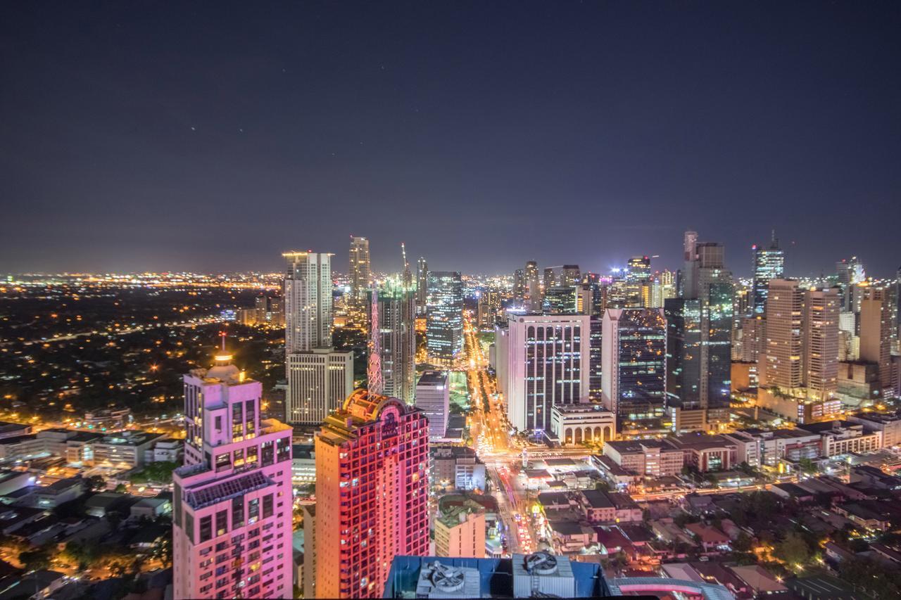 I'M Hotel Makati City Szoba fotó Tel Aviv skyline
